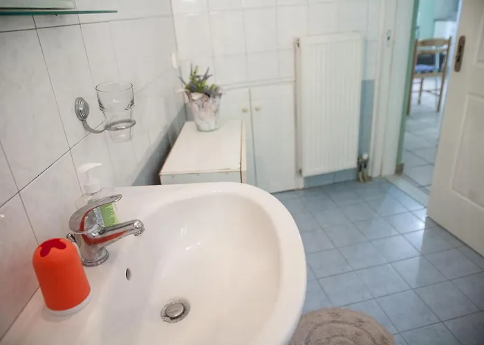 Summer Holidays Nikiana